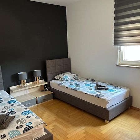 Apartment Lungomare Πούλα Εξωτερικό φωτογραφία
