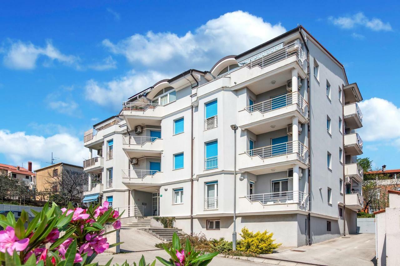 Apartment Lungomare Πούλα Εξωτερικό φωτογραφία